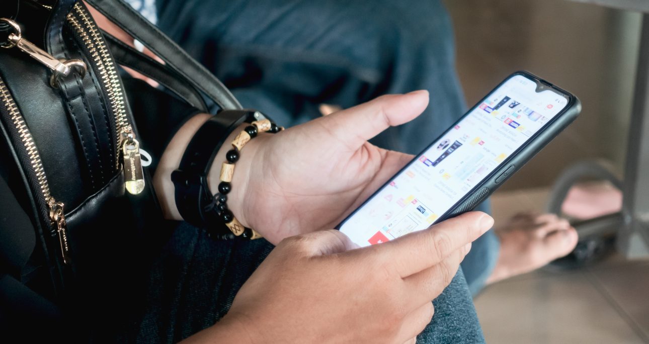 Finding Your Charge: The Apps That Help Canadians Drive Electric